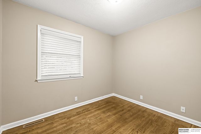 3521 N Main Circle, Elkhorn, NE 68022