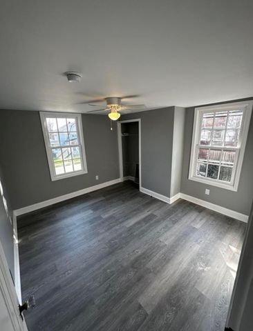 1066 E 17th Avenue, Columbus, OH 43211