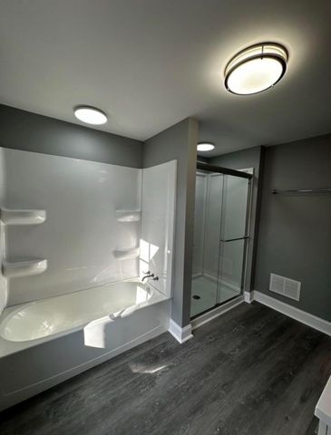 1066 E 17th Avenue, Columbus, OH 43211