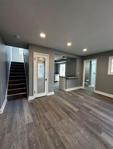 1066 E 17th Avenue, Columbus, OH 43211