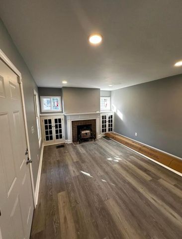 1066 E 17th Avenue, Columbus, OH 43211