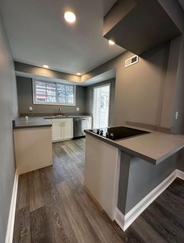 1066 E 17th Avenue, Columbus, OH 43211