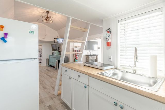 96 Pine Hollow Rd Road, Hardy, AR 72542