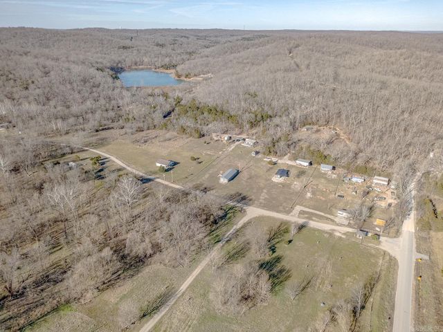 96 Pine Hollow Rd Road, Hardy, AR 72542