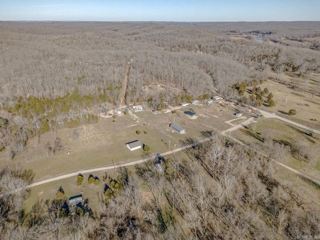 96 Pine Hollow Rd Road, Hardy, AR 72542