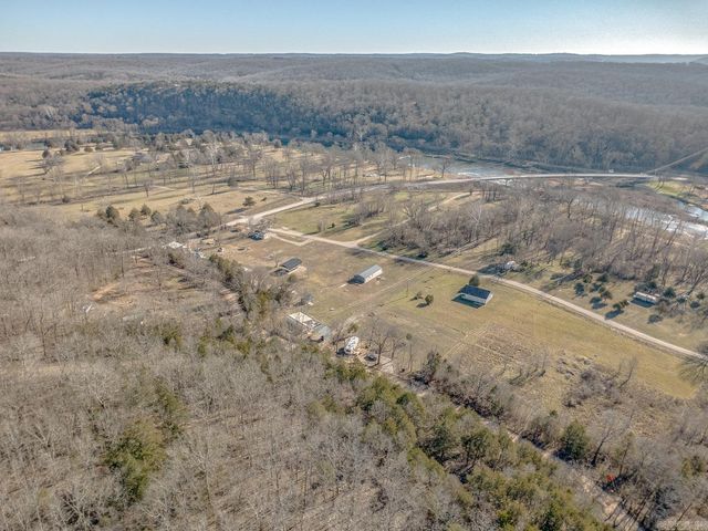 96 Pine Hollow Rd Road, Hardy, AR 72542