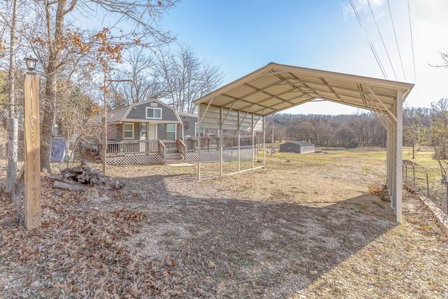96 Pine Hollow Rd Road, Hardy, AR 72542