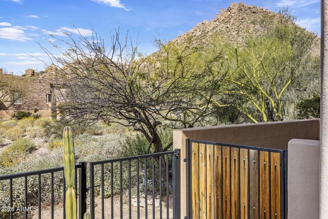 10821 E TUSAYAN Trail, Scottsdale, AZ 85255