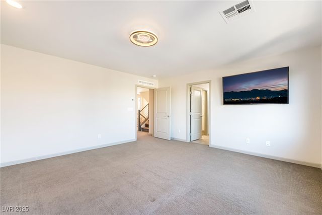 8032 Carpenter Creek Avenue, Las Vegas, NV 89113