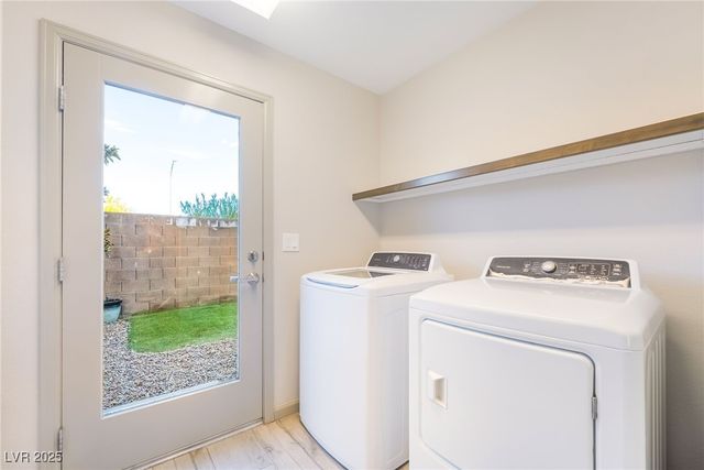 8032 Carpenter Creek Avenue, Las Vegas, NV 89113