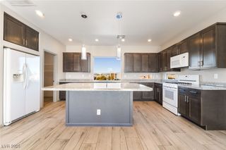 8032 Carpenter Creek Avenue, Las Vegas, NV 89113