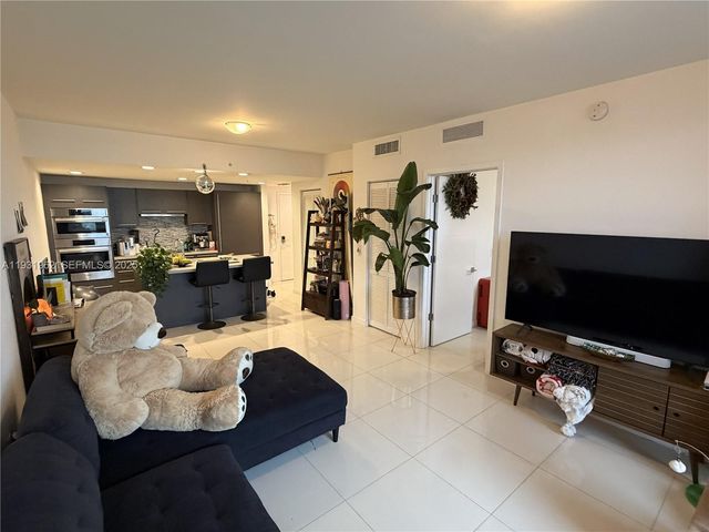 7661 NW 107th Ave 713, Doral, FL 33178