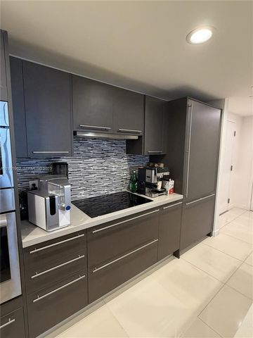 7661 NW 107th Ave 713, Doral, FL 33178