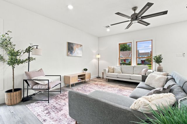 5234 Leeland Street, Houston, TX 77023