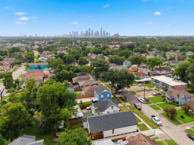 5234 Leeland Street, Houston, TX 77023
