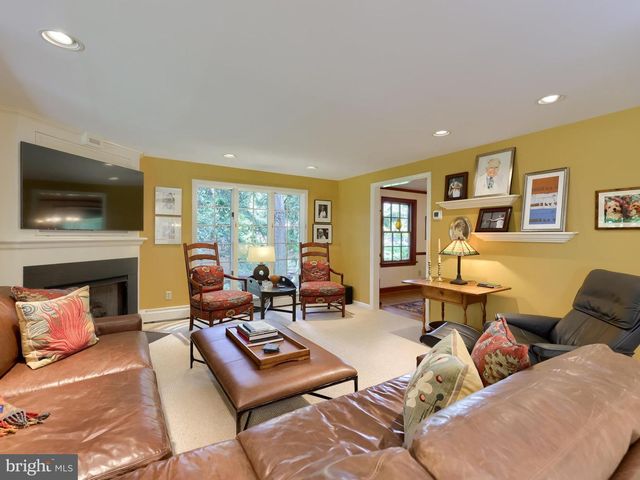 1591 MISSION RD, Lancaster, PA 17601