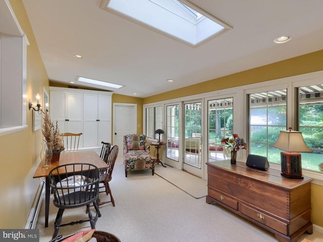 1591 MISSION RD, Lancaster, PA 17601
