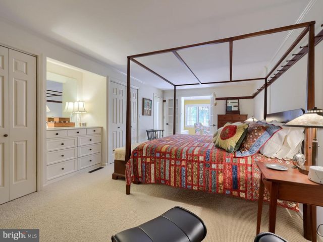 1591 MISSION RD, Lancaster, PA 17601