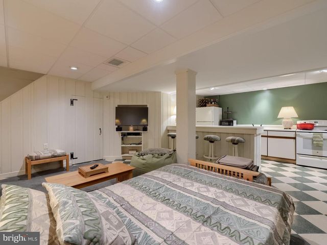 1591 MISSION RD, Lancaster, PA 17601