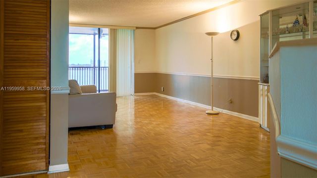 116 Lake Emerald Dr 408, Oakland Park, FL 33309