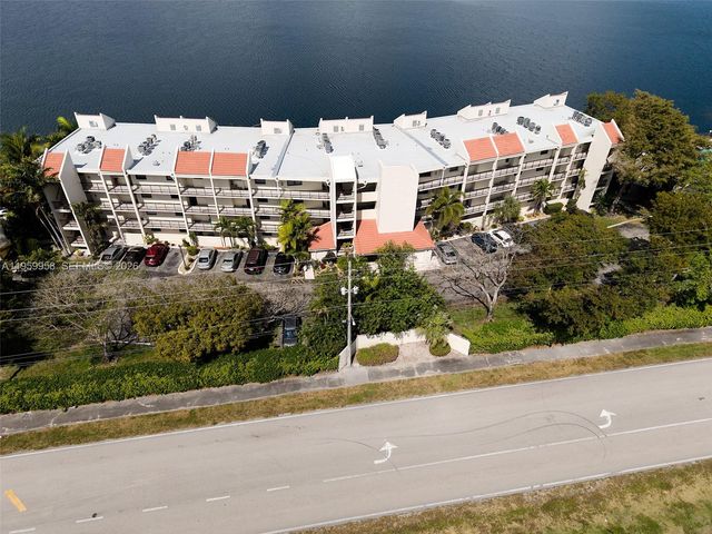 116 Lake Emerald Dr 408, Oakland Park, FL 33309