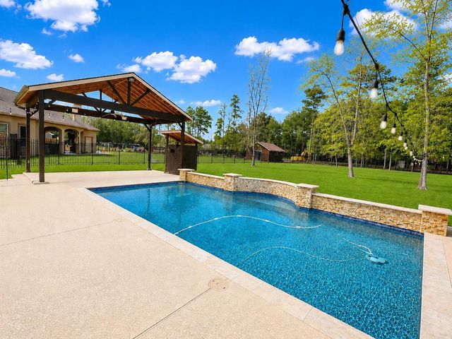 19709 Desna Drive, Porter, TX 77365