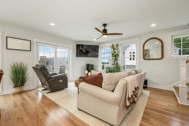8 Heaphy Lane, Dover, NH 03820