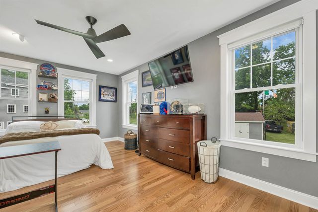 8 Heaphy Lane, Dover, NH 03820