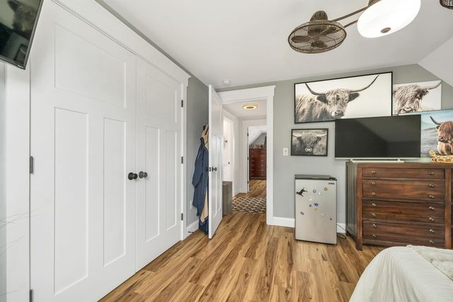 8 Heaphy Lane, Dover, NH 03820