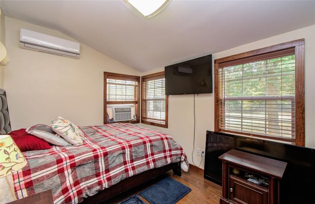 1016 E Capps Road, Livingston, TX 77351