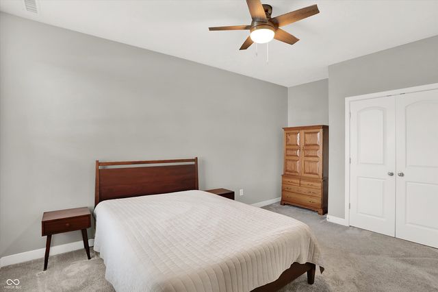 2724 Daisy Court, Columbus, IN 47201