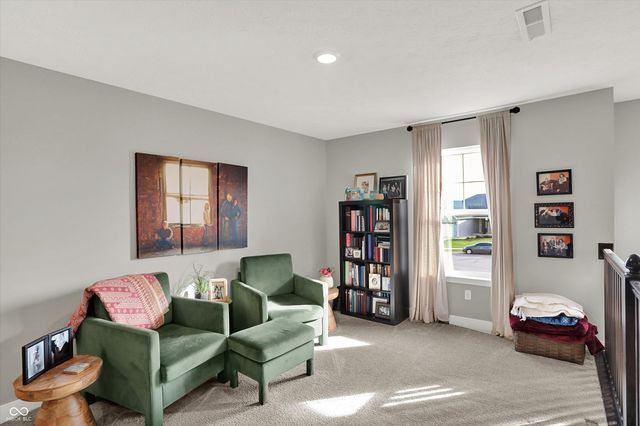 2724 Daisy Court, Columbus, IN 47201