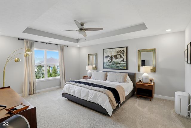 2724 Daisy Court, Columbus, IN 47201