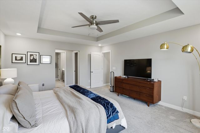 2724 Daisy Court, Columbus, IN 47201