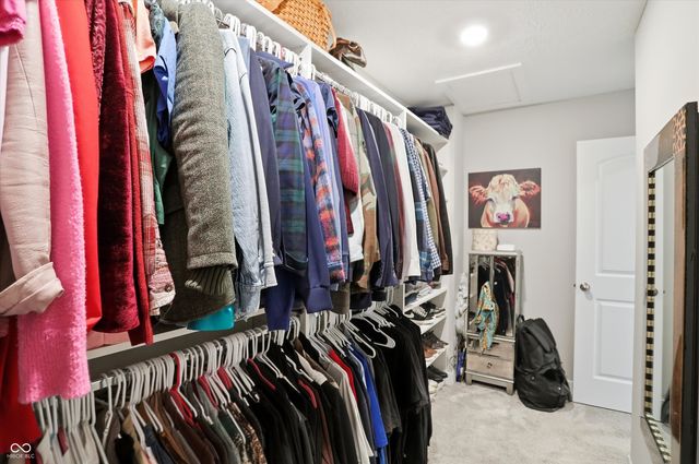 2724 Daisy Court, Columbus, IN 47201