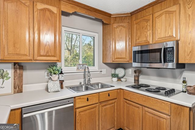 107 Laurel Oak Lane, Warner Robins, GA 31093