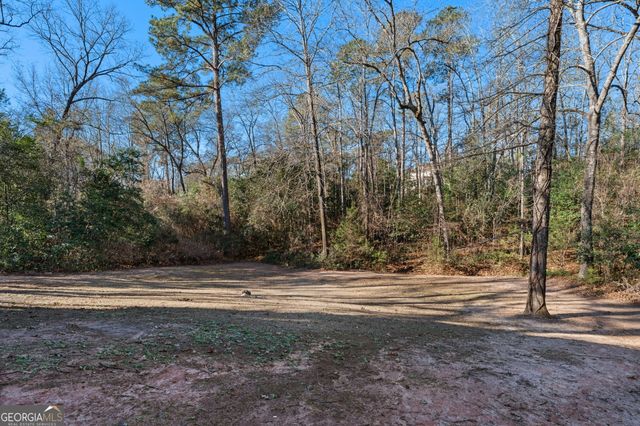 107 Laurel Oak Lane, Warner Robins, GA 31093