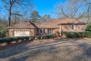 107 Laurel Oak Lane, Warner Robins, GA 31093