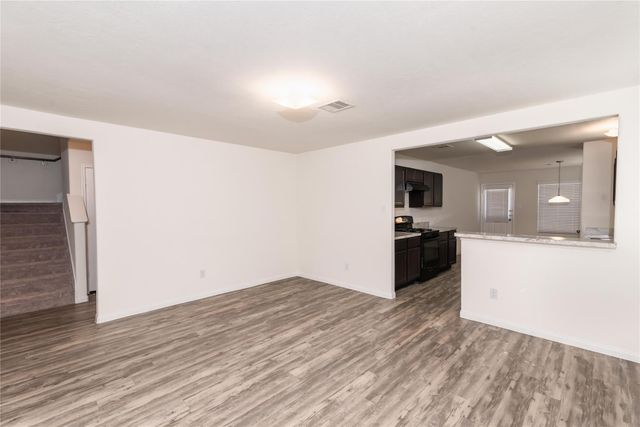 5312 Rio Ramos Street, Rosharon, TX 77583