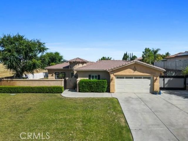 13510 Duccio, Bakersfield, CA 93306