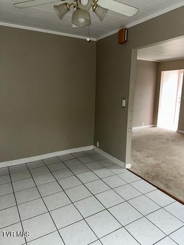 1936 Darnell Drive, Kingsport, TN 37665