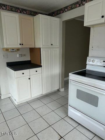 1936 Darnell Drive, Kingsport, TN 37665