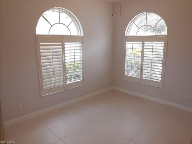 5299 Hawkesbury WAY, Naples, FL 34119