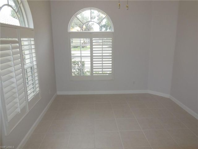 5299 Hawkesbury WAY, Naples, FL 34119