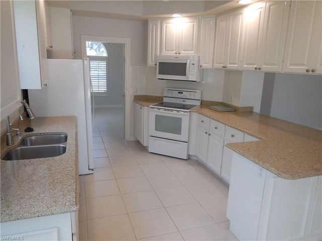 5299 Hawkesbury WAY, Naples, FL 34119