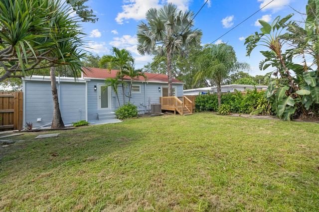 514 52ND Street, West Palm Beach, FL 33407