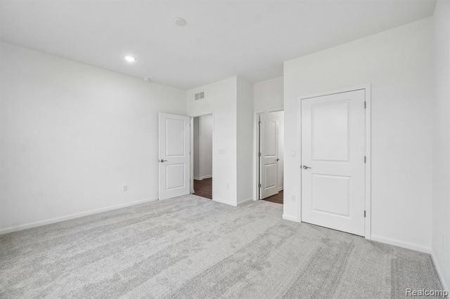 50720 Bellaire Drive, Macomb, MI 48044