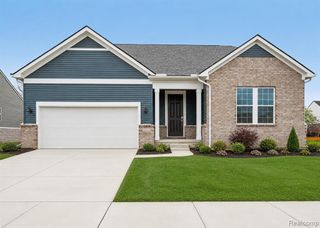 50720 Bellaire Drive, Macomb, MI 48044