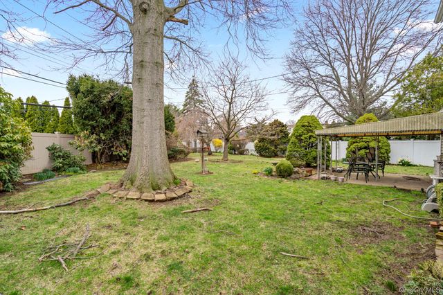 280 Hilda Street, East Meadow, NY 11554