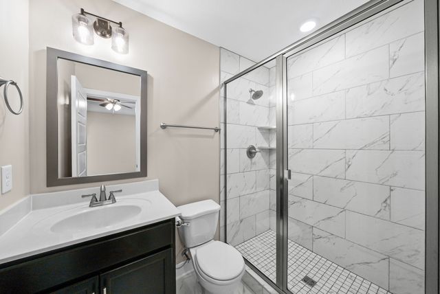 1021 Whitney Dr, Clarksville, TN 37042